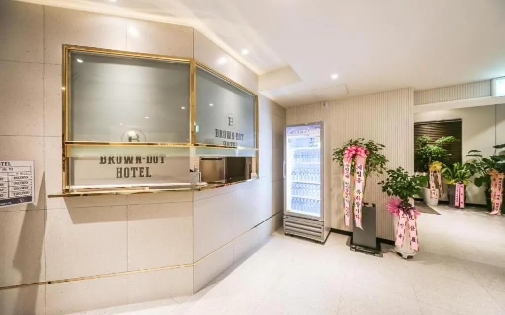 Changwon Brown dot Hotel Palyong