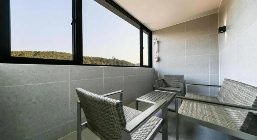 Changwon Brown dot Hotel Palyong