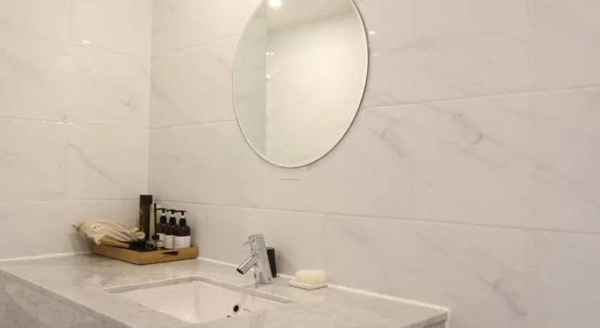 Changwon Brown dot Hotel Palyong