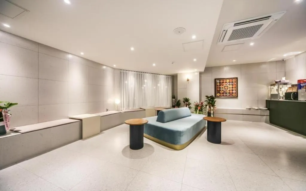 Changwon Brown dot Hotel Palyong