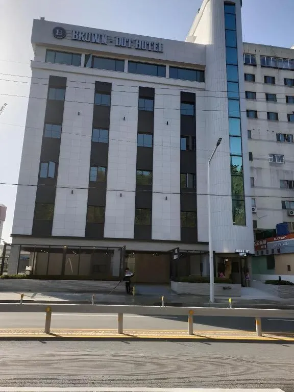 Changwon Brown dot Hotel Palyong