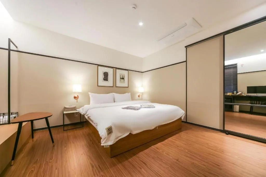 Bed in Changwon Brown dot Hotel Palyong