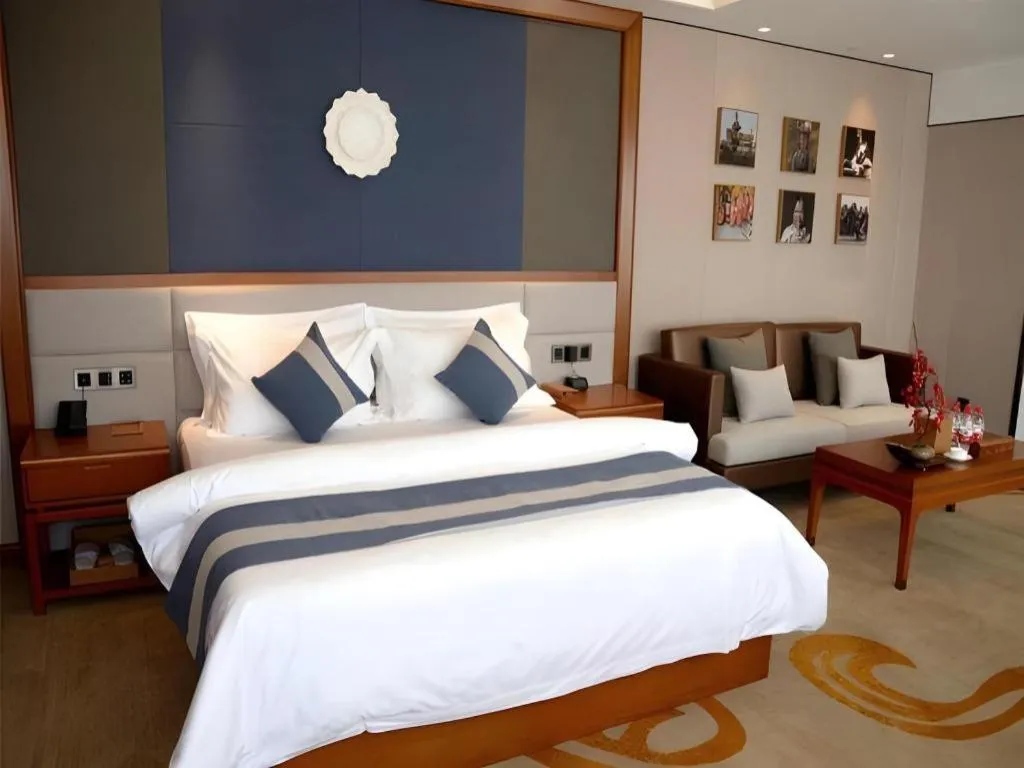 Bed in Metropolo Hotel Chengdu Wuhou Wanda Plaza