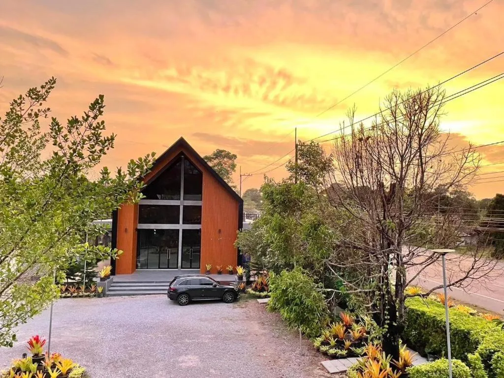 Baan Klang Suan Resort