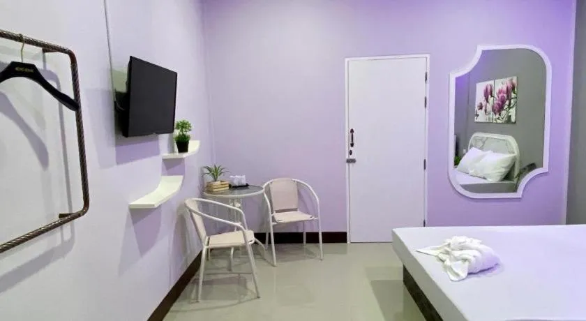 Bed in Sweet Hug Hotel