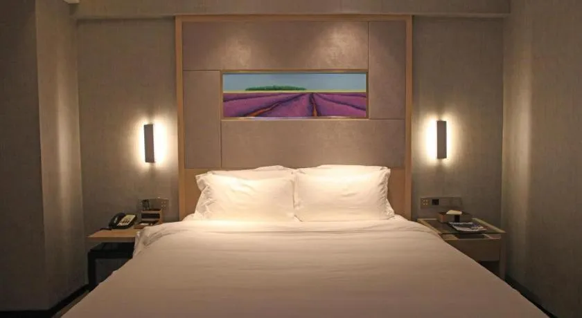 Bed in Lavande Hotels Wuhan Wuchang Railway Station Square