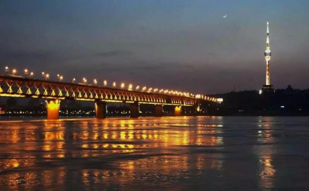 Lavande Hotels Wuhan Wuchang Railway Station Square