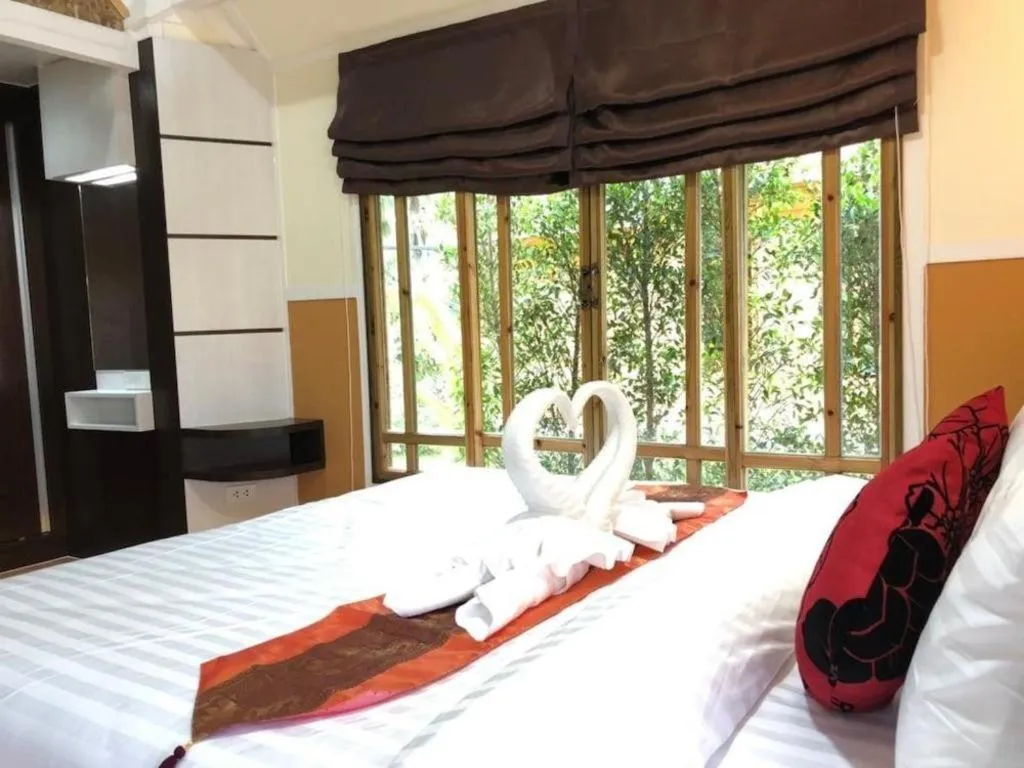 Bed in Chang Puak Resort Damnoen Saduak