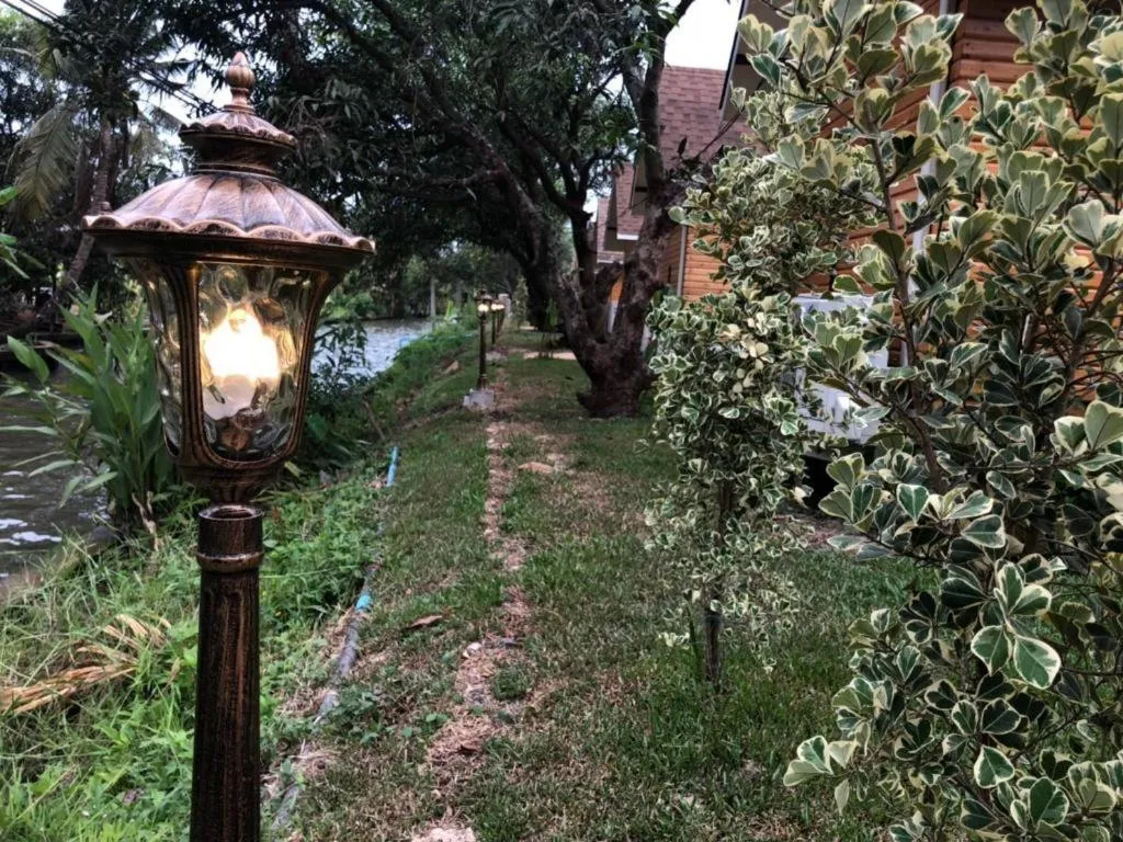 Chang Puak Resort Damnoen Saduak