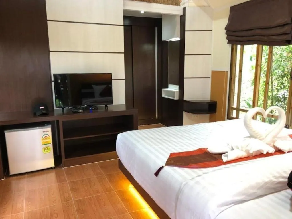 Bed in Chang Puak Resort Damnoen Saduak