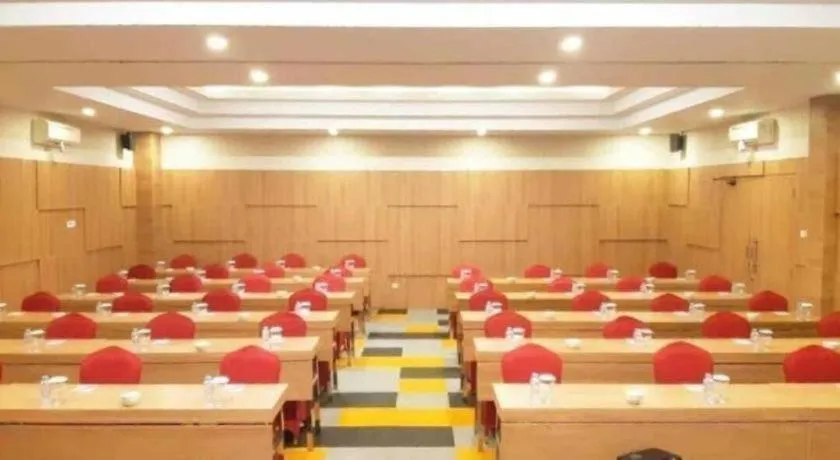 Front One Hotel Nganjuk