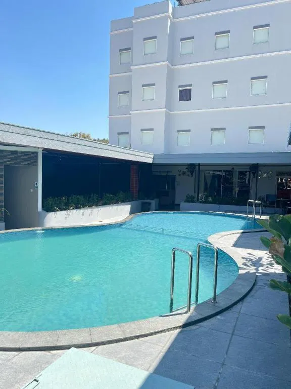 Front One Hotel Nganjuk