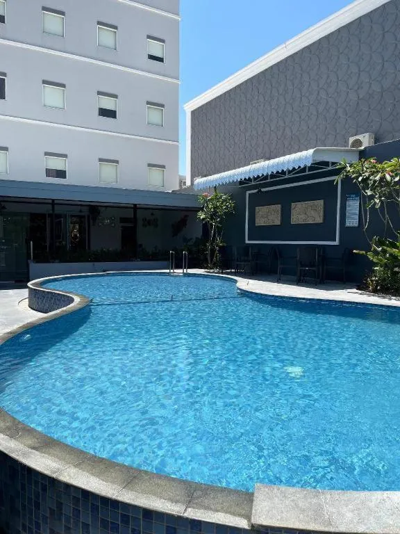 Front One Hotel Nganjuk