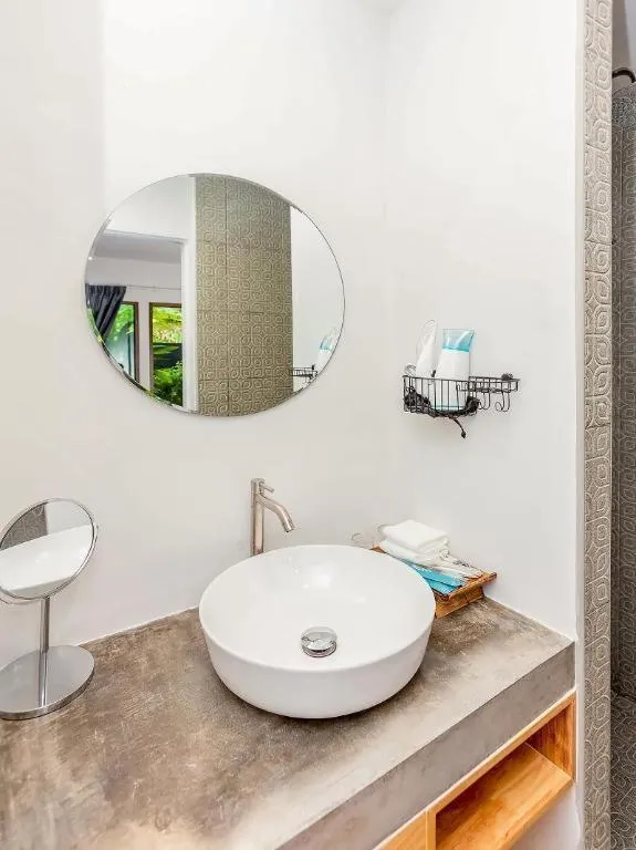 OYO 422 Jane Homestay and Resort