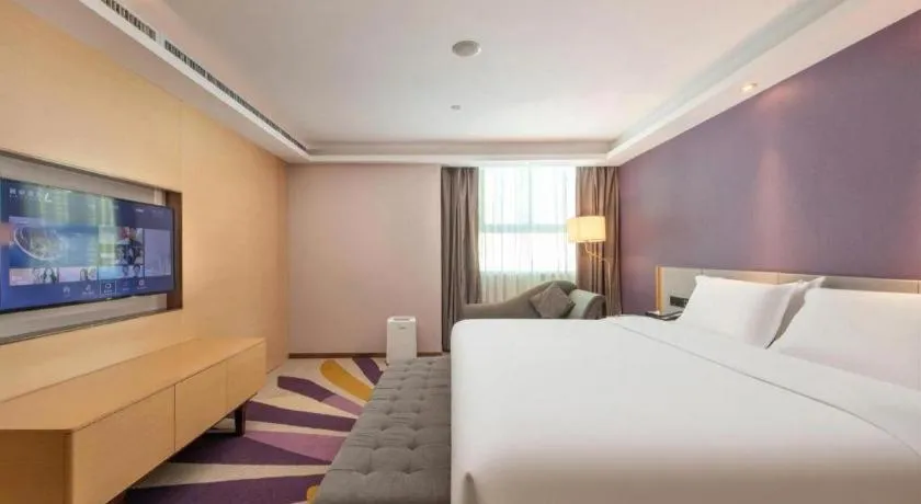 Bed in Lavande Hotel Shenzhen North Station Huawei Gangtou Metro Station