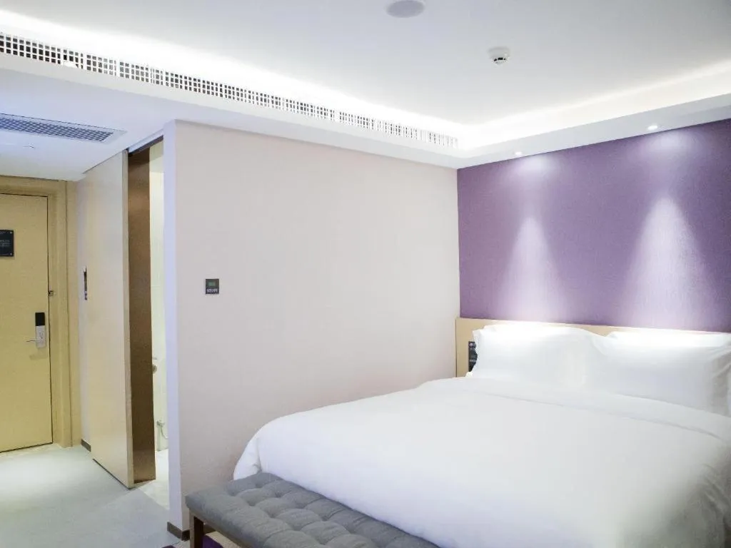 Bed in Lavande Hotel Shenzhen North Station Huawei Gangtou Metro Station