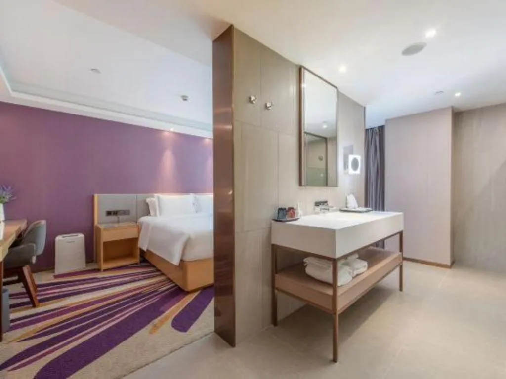 Bed in Lavande Hotel Shenzhen North Station Huawei Gangtou Metro Station