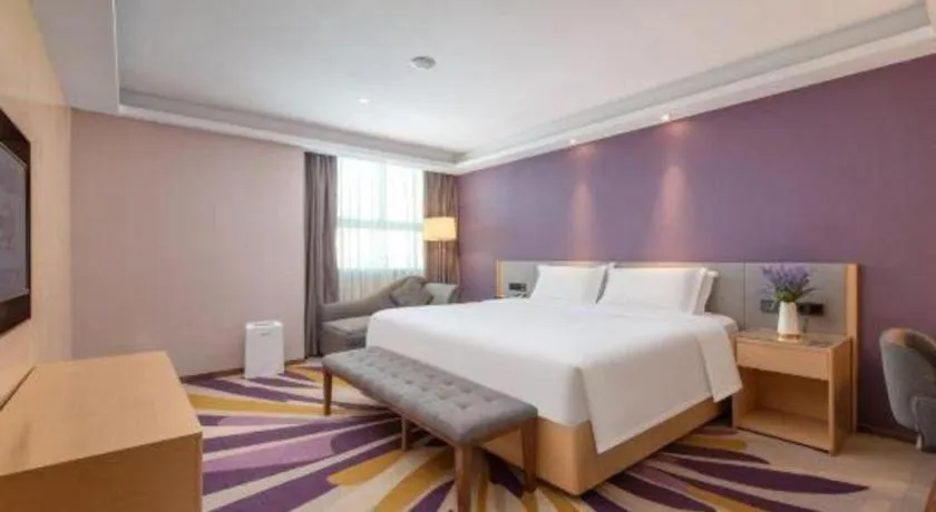 Bed in Lavande Hotel Shenzhen North Station Huawei Gangtou Metro Station