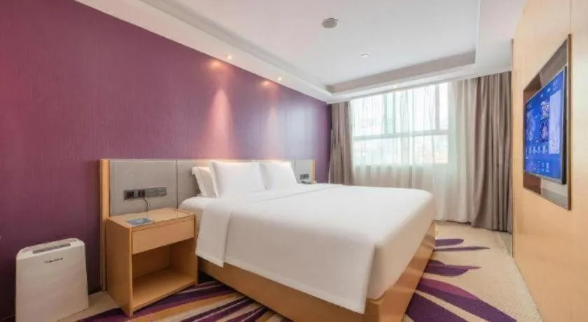 Bed in Lavande Hotel Shenzhen North Station Huawei Gangtou Metro Station