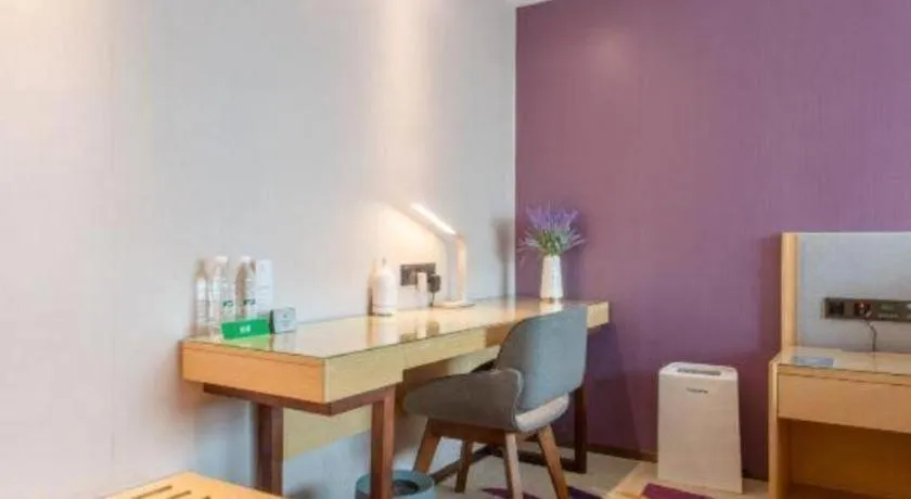 Lavande Hotel Shenzhen North Station Huawei Gangtou Metro Station