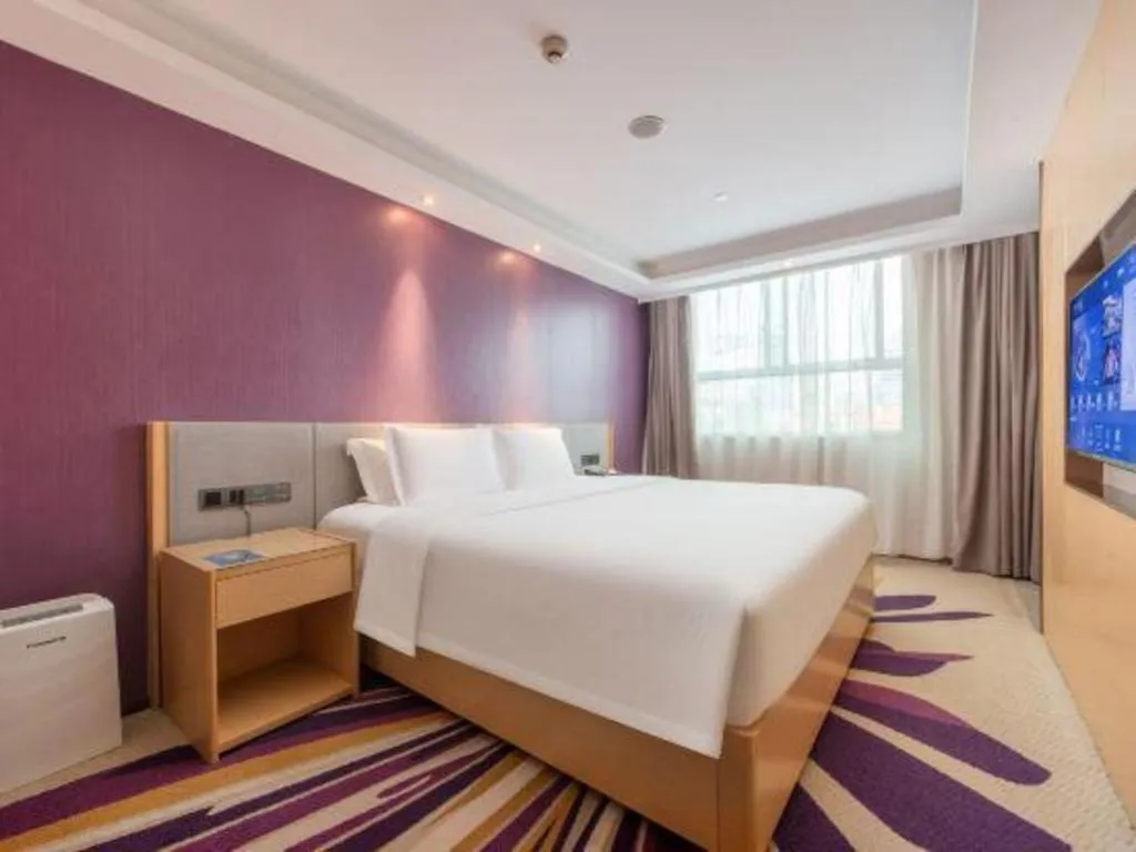 Bed in Lavande Hotel Shenzhen North Station Huawei Gangtou Metro Station