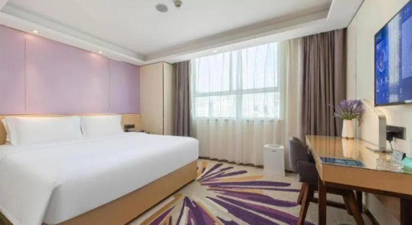 Bed in Lavande Hotel Shenzhen North Station Huawei Gangtou Metro Station