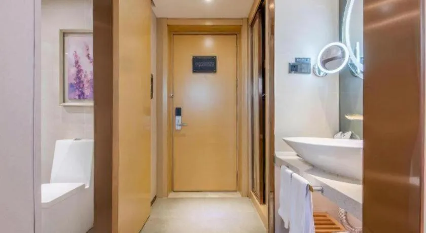 Lavande Hotel Shenzhen North Station Huawei Gangtou Metro Station