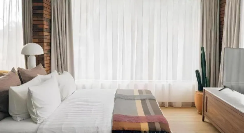 Bed in The House Tour Middletown