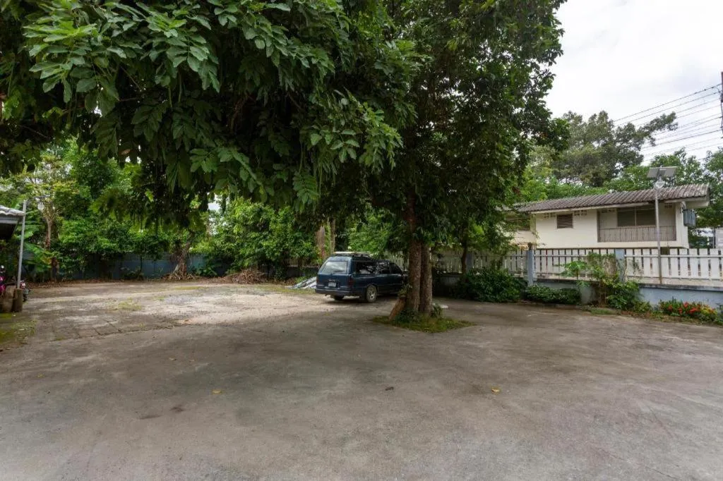 OYO 75356 Thipsiri Lodge