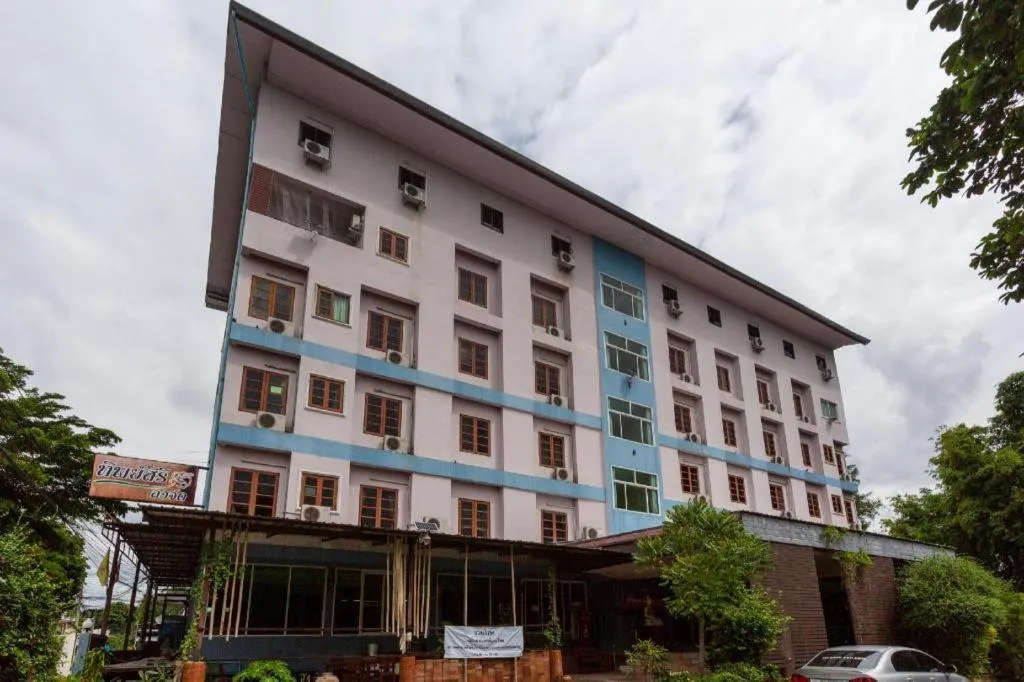 OYO 75356 Thipsiri Lodge