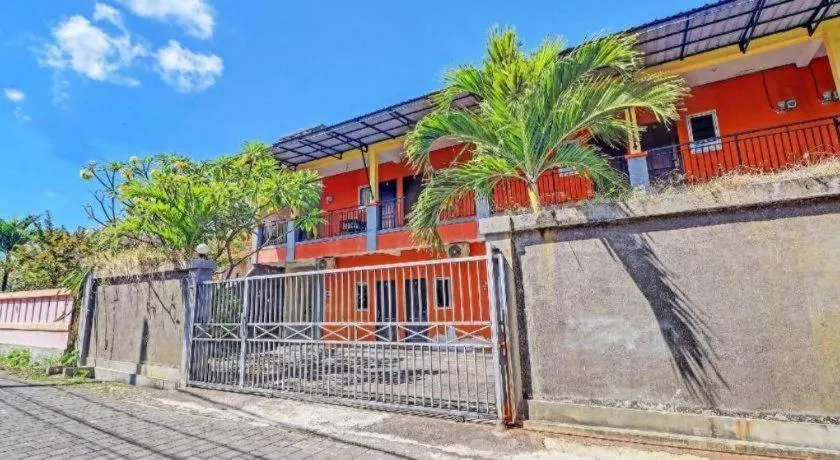 OYO 91628 Glogor Guest House