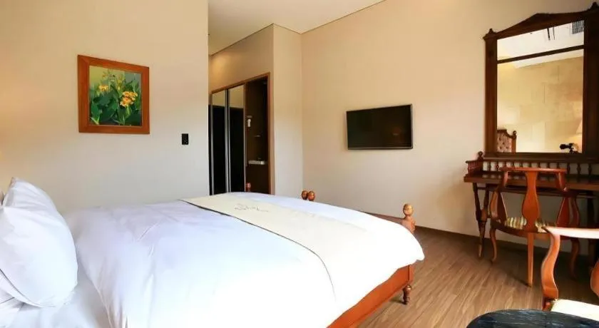 Bed in hotel gallery