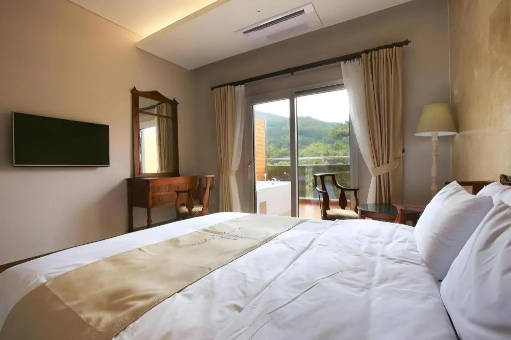 Bed in hotel gallery