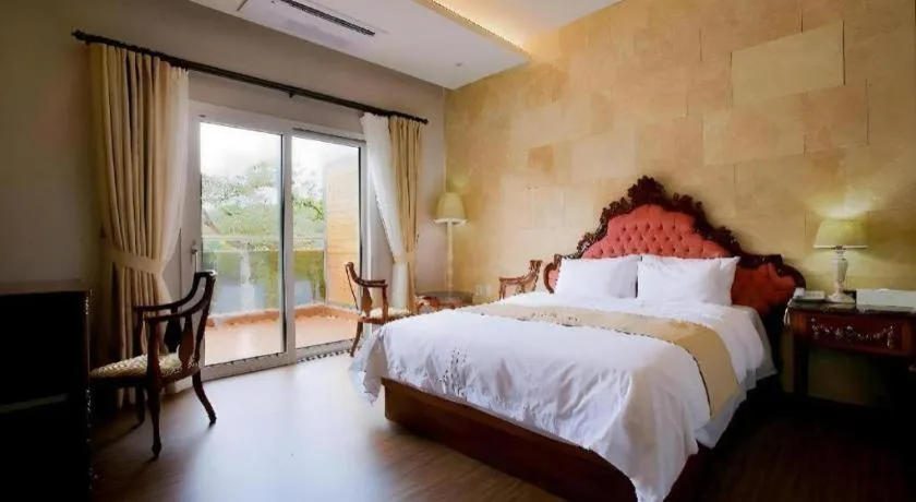 Bed in hotel gallery