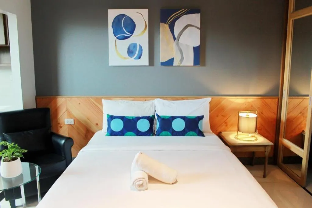 Bed in The Finn Hotel