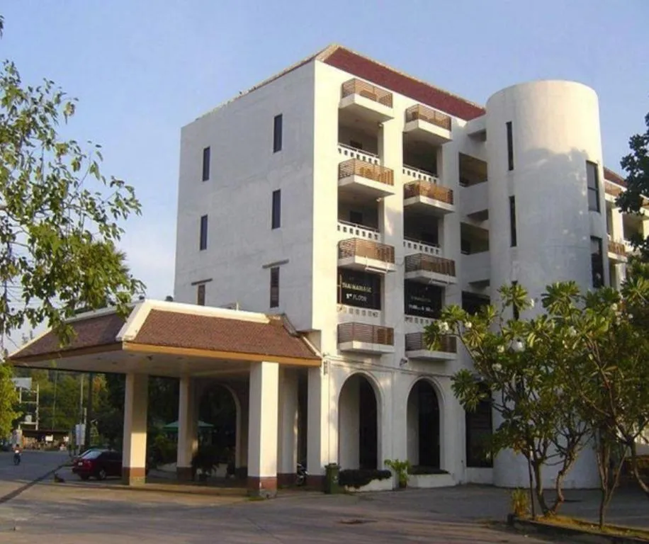 Royal Diamond Hotel