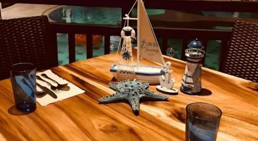 White Breeze Palawan Boutique Hotel