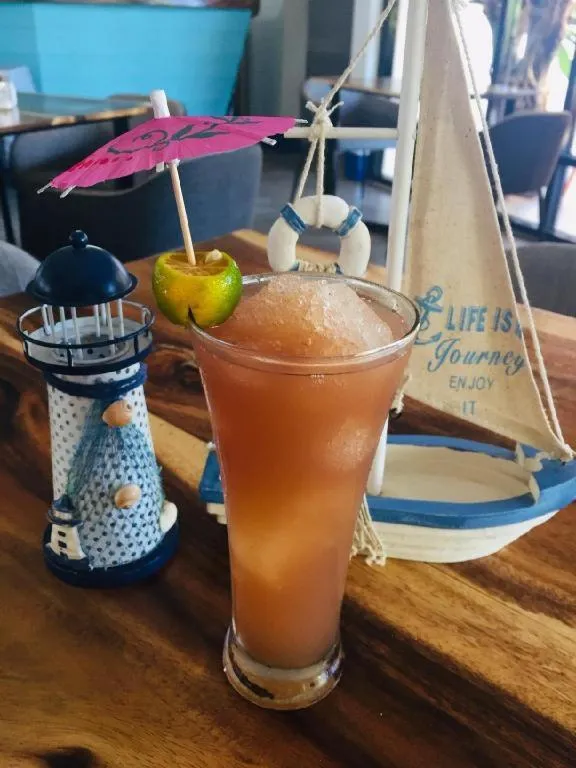 White Breeze Palawan Boutique Hotel