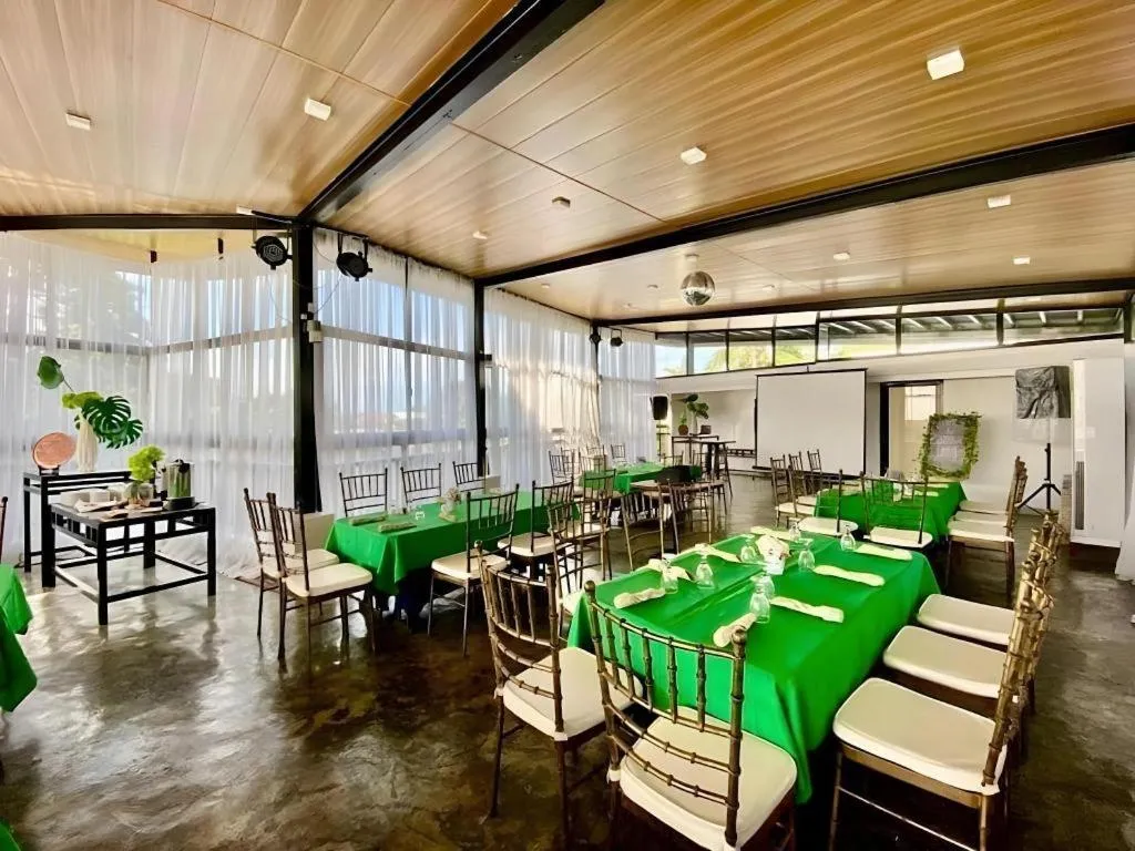 White Breeze Palawan Boutique Hotel