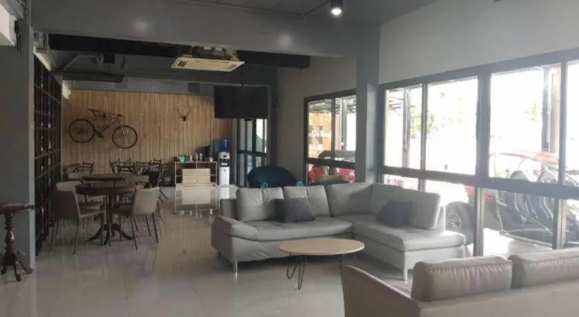 Sattahip 9 Boutique Hotel