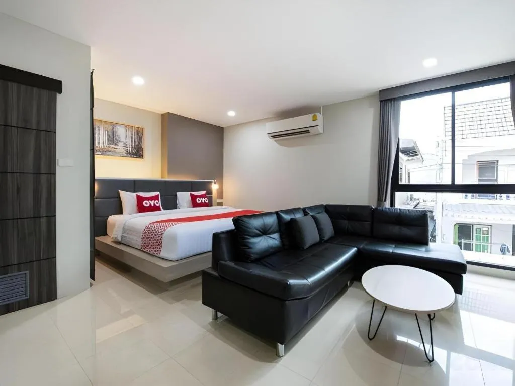 Bed in Sattahip 9 Boutique Hotel