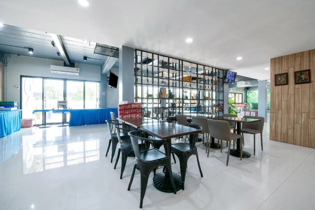 Sattahip 9 Boutique Hotel