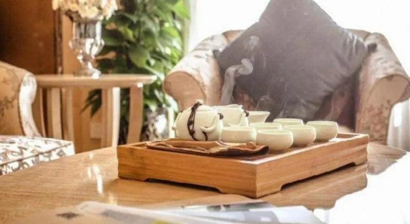 Shanghai Fuyue Hotel