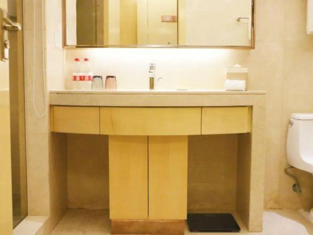 Shanghai Fuyue Hotel