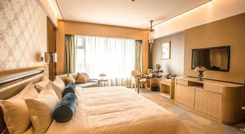 Bed in Shanghai Fuyue Hotel