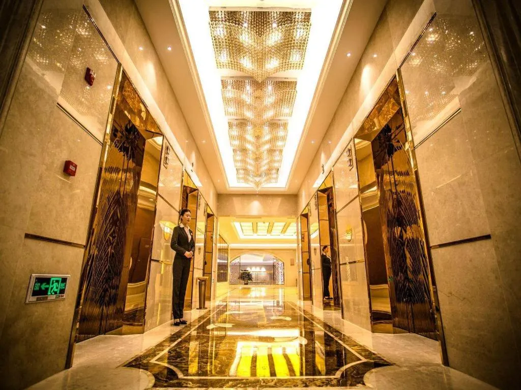 Shanghai Fuyue Hotel