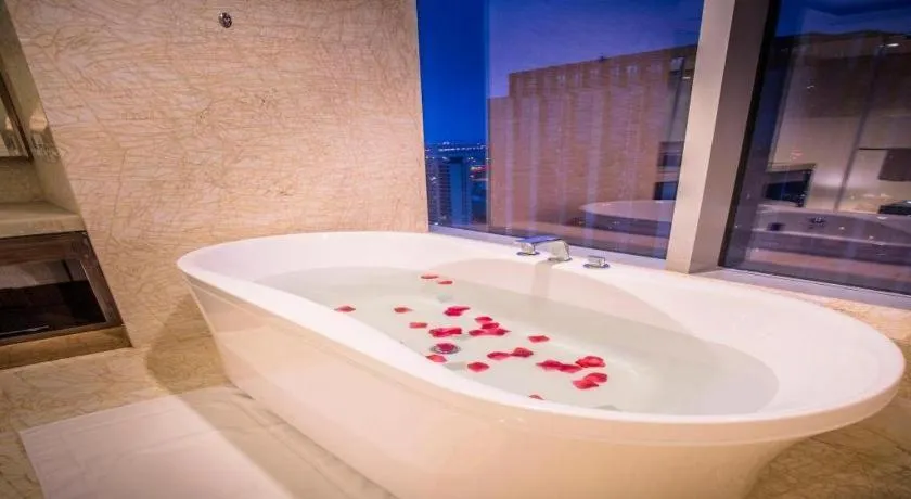 Shanghai Fuyue Hotel