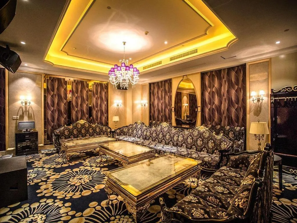 Shanghai Fuyue Hotel