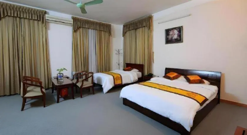 Bed in Khan Quang Do Hotel