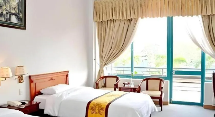 Bed in Khan Quang Do Hotel